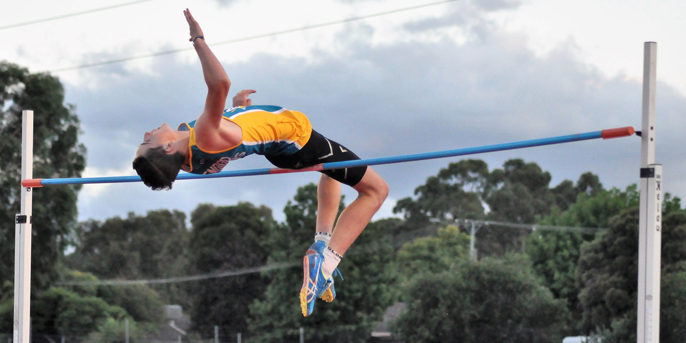 Liam Shadbolt cleared 1.83m at high jump to set a Bendigo Centre record for under-15s and under-14s on 5 Feb 2021. Photo courtesy of Greg Hilson.